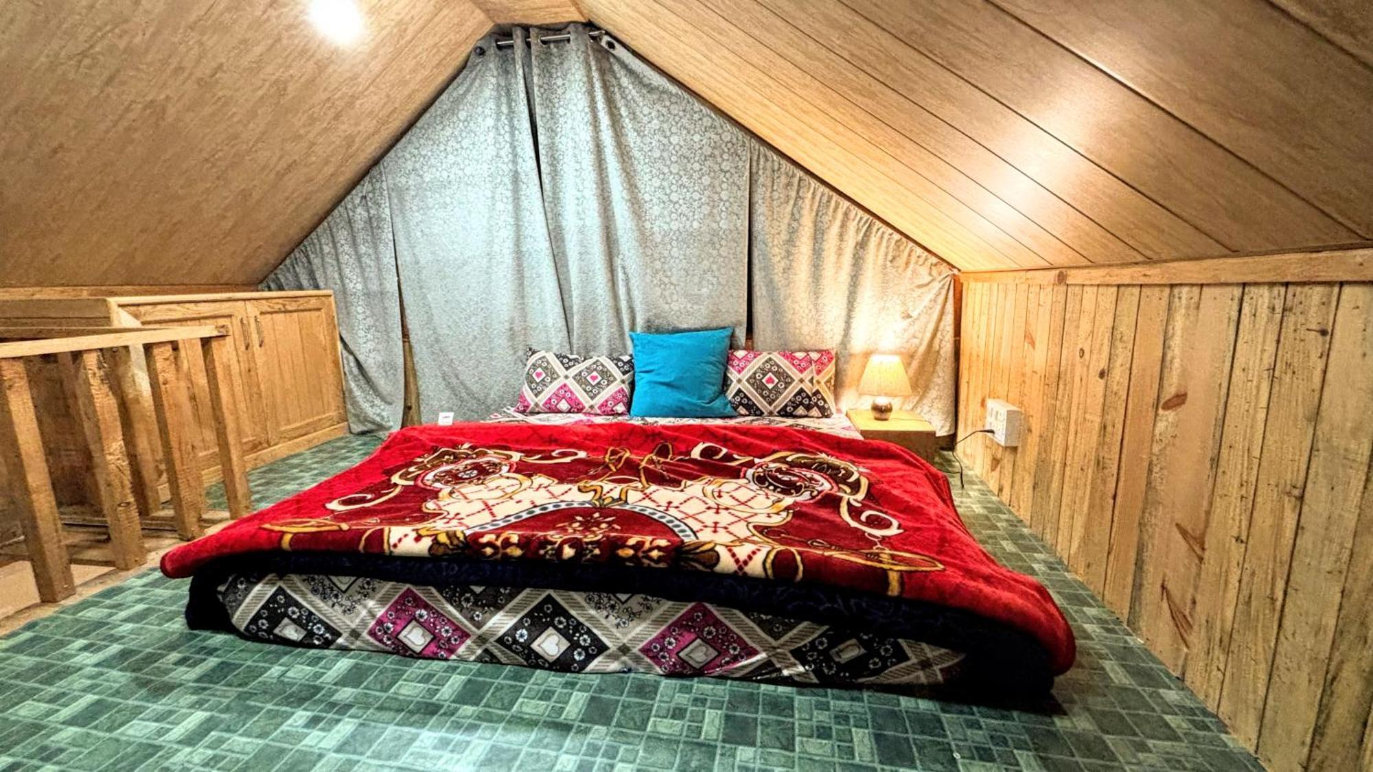 Jumboz Cabin Касоль Екстер'єр фото